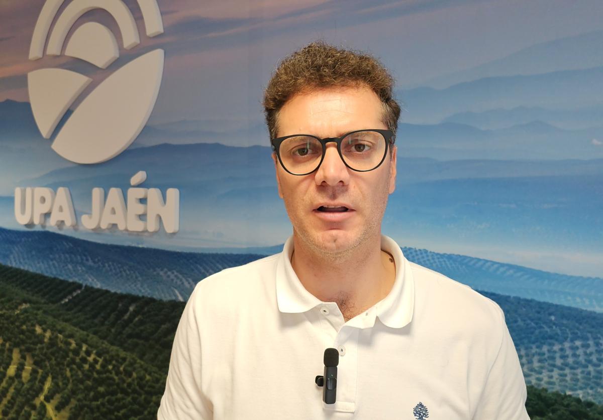 Jesús Cózar presenta su candidatura para liderar UPA...
