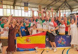 La comitiva provincial celebra el Campeonato de Europa Máster celebrado en la capital andaluza.