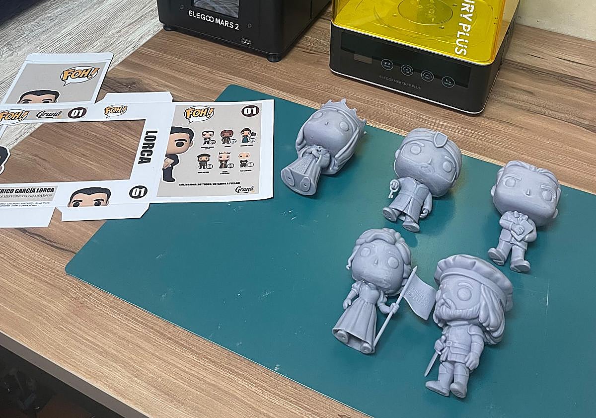 Imagen principal - Llegan los Funko de Lorca, Fray Leopoldo, Mariana Pineda y otros personajes históricos de Granada