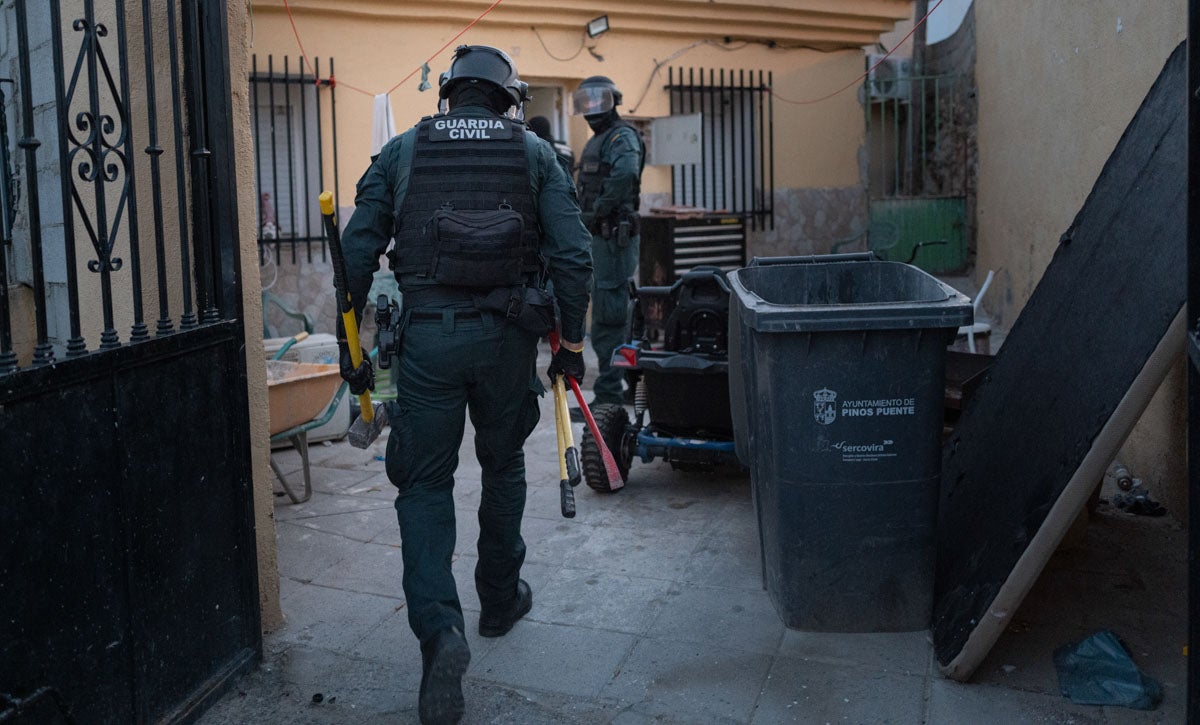 Las imágenes de la redada de la Guardia Civil contra un clan de atracadores