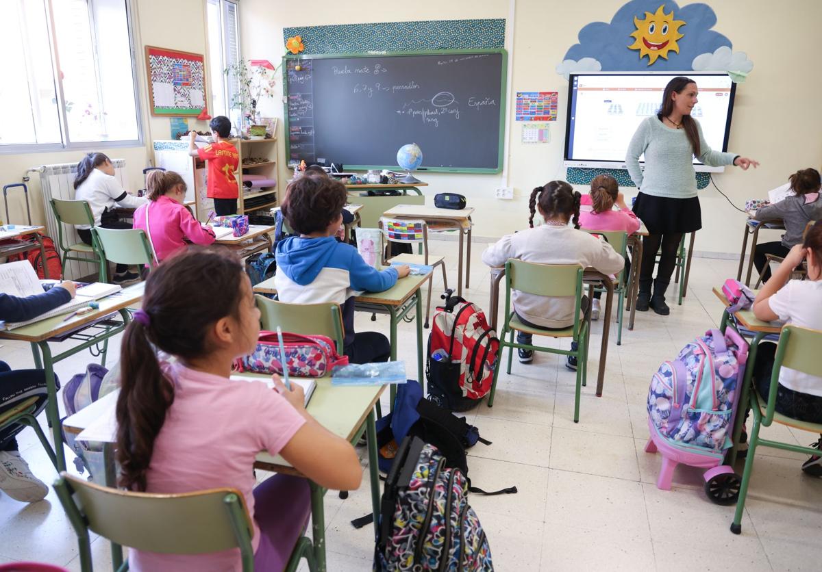 Subida del sueldo a los profesores andaluces: esta cantidad...