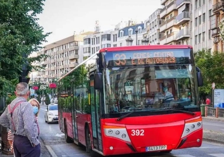 Seis meses más de precio reducido en los bonobuses de Granada