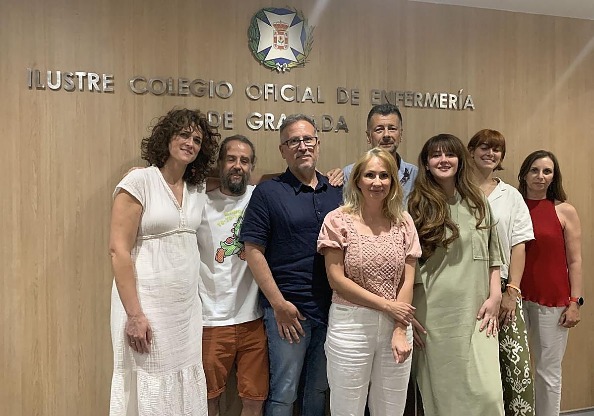 Raquel Rodríguez Blanque, en el centro, con su equipo.
