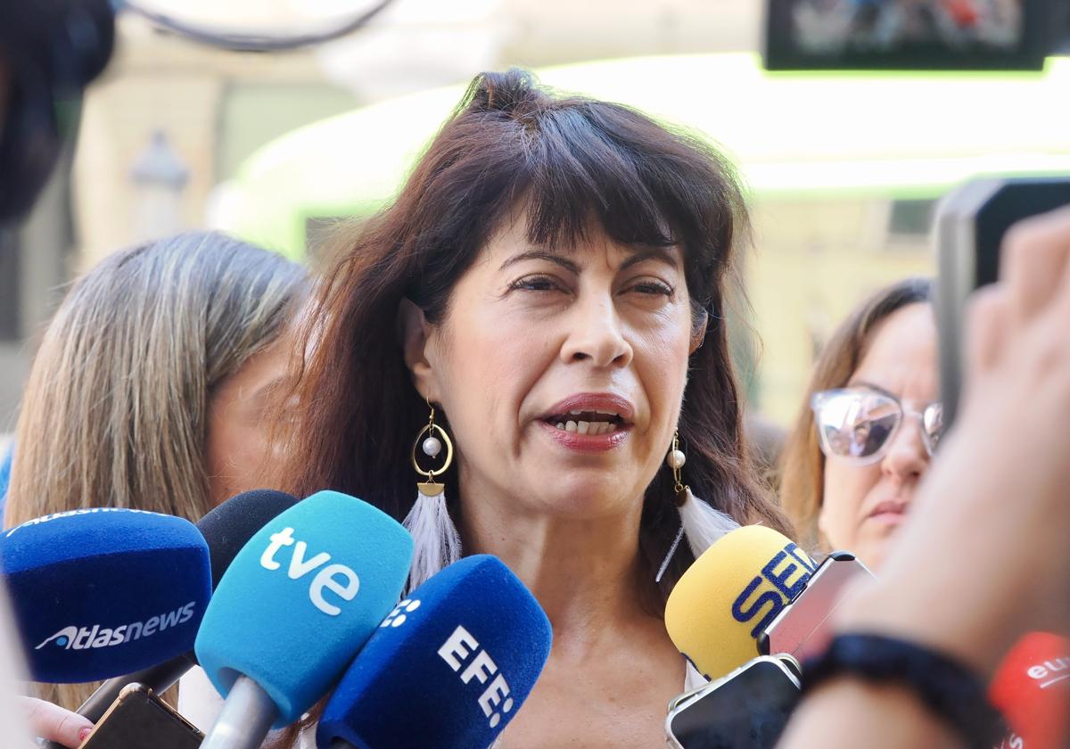 Redondo llama a una «mayor coordinación» entre...