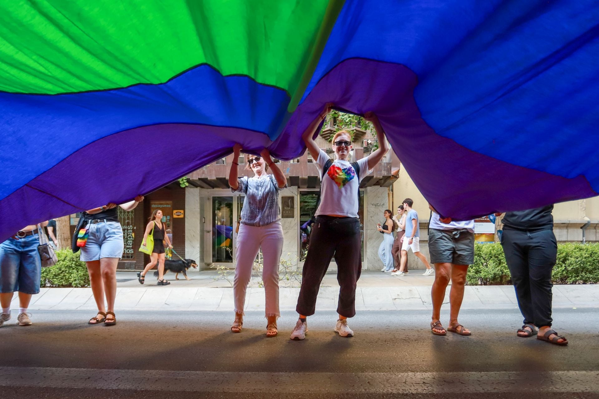 Las imágenes de la manifestación del Orgullo en Granada