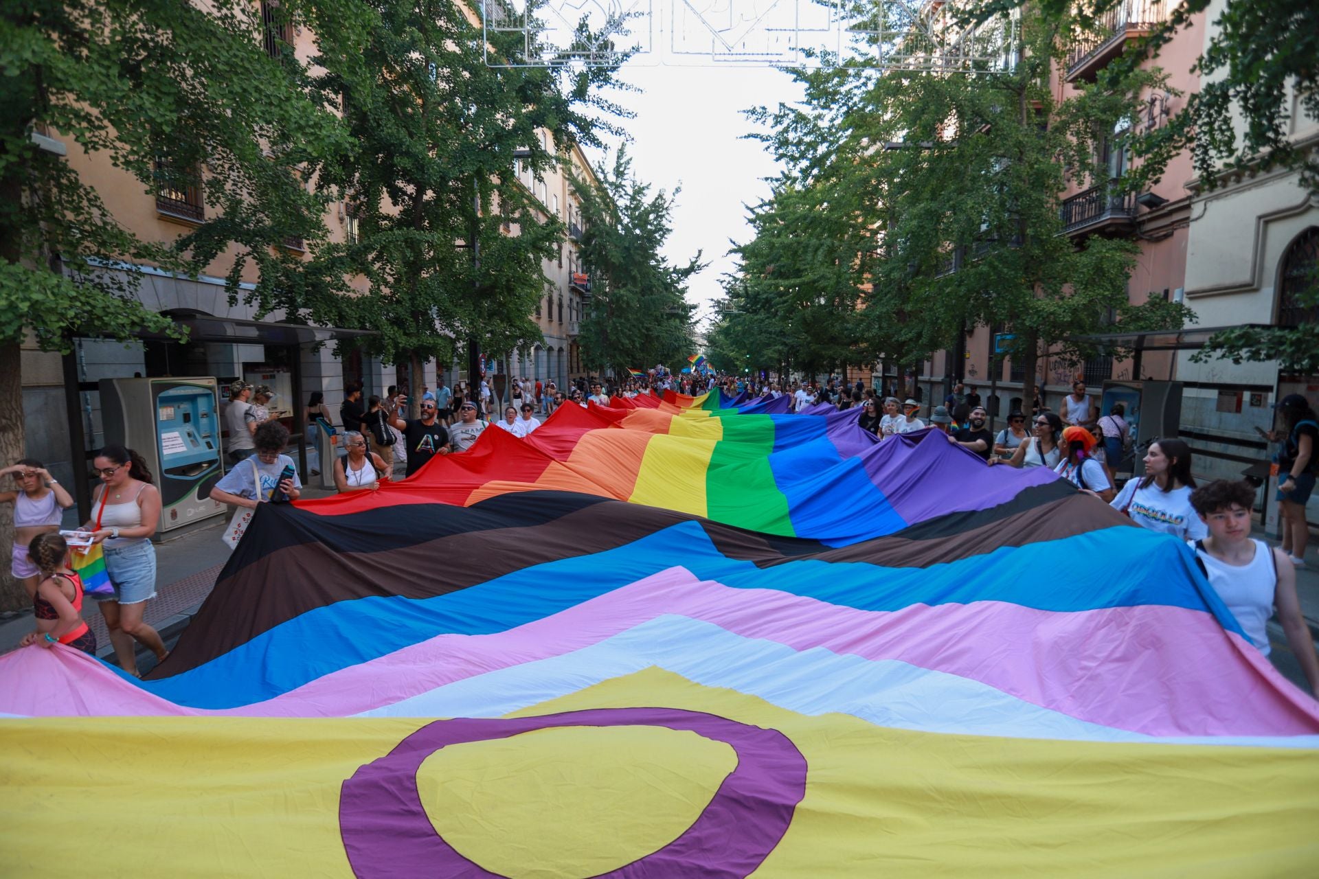 Las imágenes de la manifestación del Orgullo en Granada