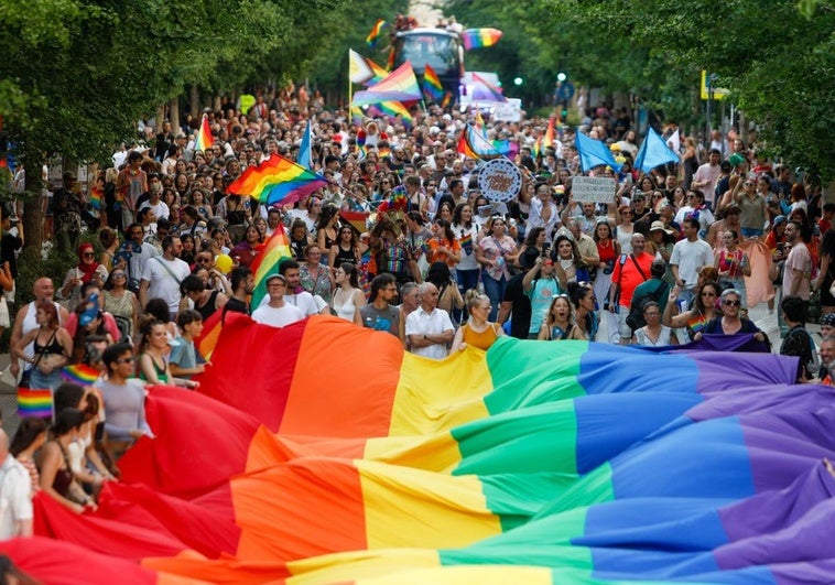 La gran bandera del Orgullo