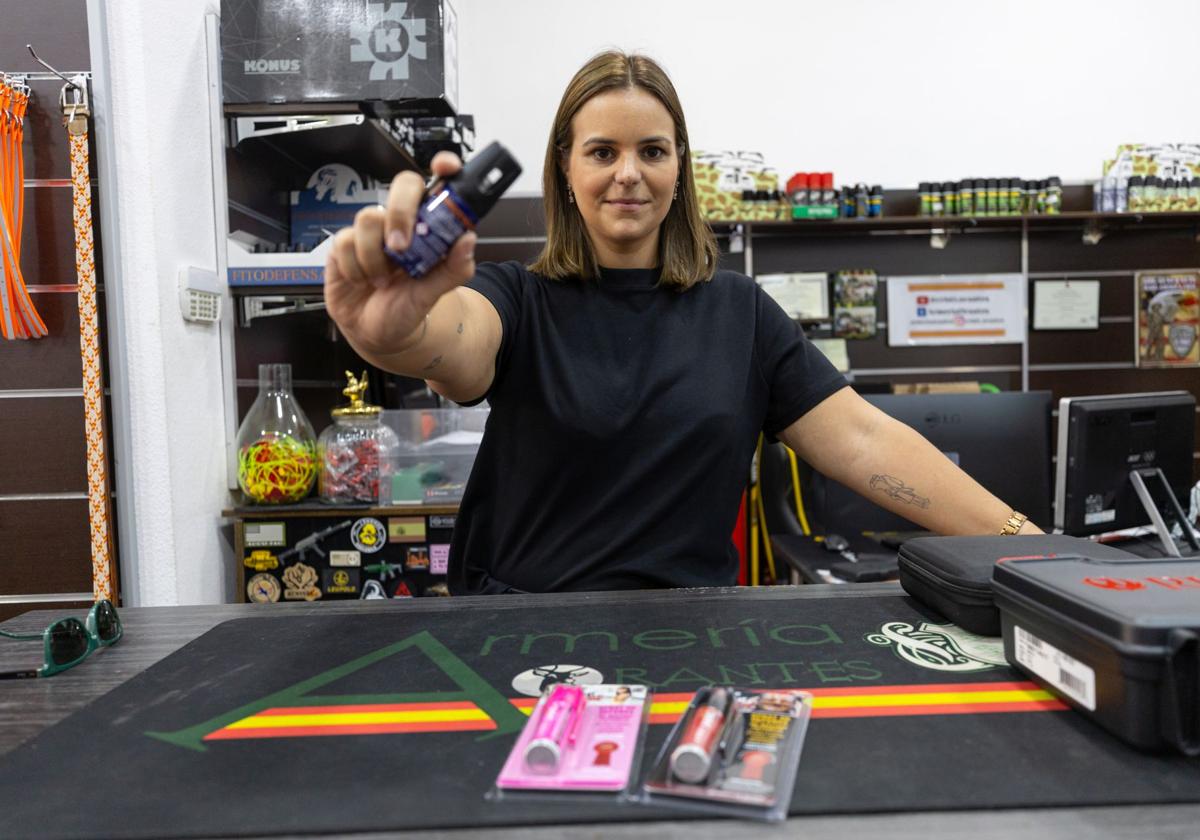Aumenta la venta de espráis pimienta: «Los compran...