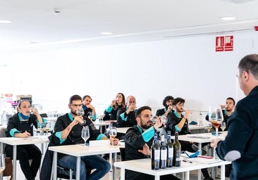 Granada pierde un valioso curso para formar camareros por falta de alumnos