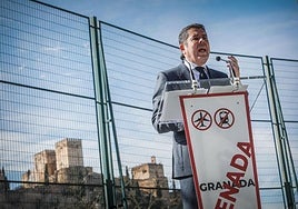 Cuerva en una imagen de 2022, en el histórico plante que protagonizaron los empresarios granadinos por el déficit de comunicaciones que sufre Granada.