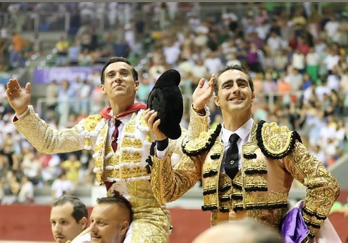 Salida a hombros en Burgos junto a Ismael Martín