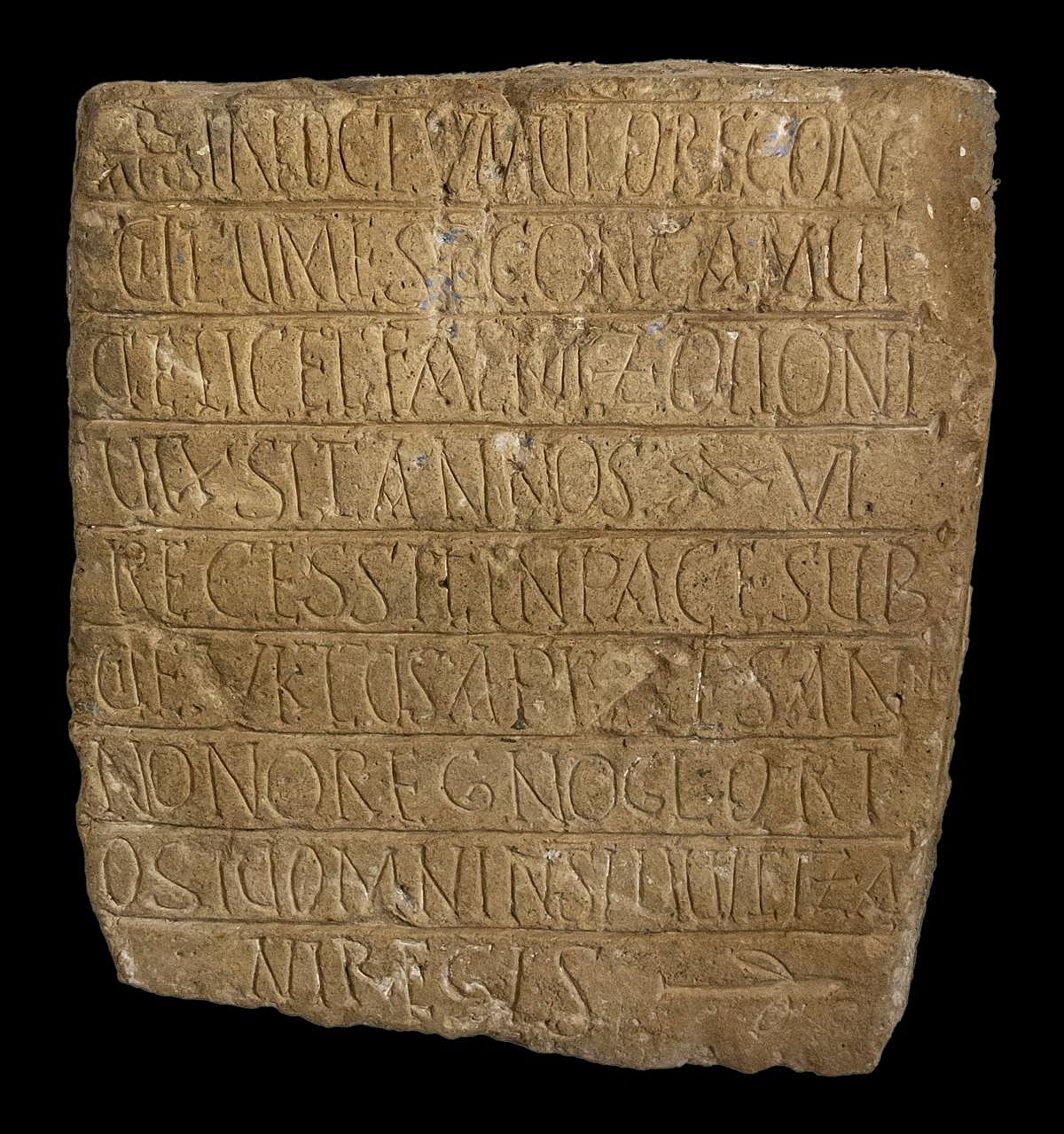 Lápida funeraria visigoda con la inscripción de Witiza.