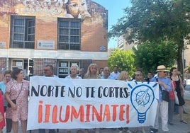 Vecinos de distrito Norte afectados por los cortes de luz