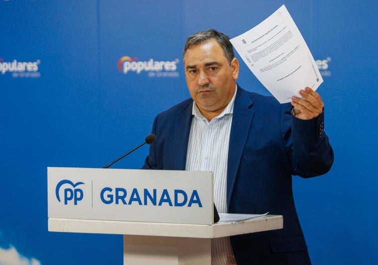 El alcalde de Cogollos de Guadix justifica las cuentas dos meses después de la denuncia