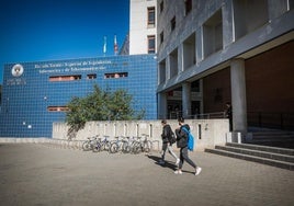 Escuela de Ingenierías Informática y de Telecomunicación de la UGR.