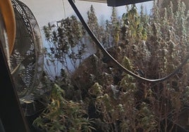 Un incendio por un enganche ilegal provoca el derrumbe de una vivienda en San Isidro