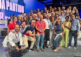 Foto de familia de los 'populares' de Jaén en el Congreso.