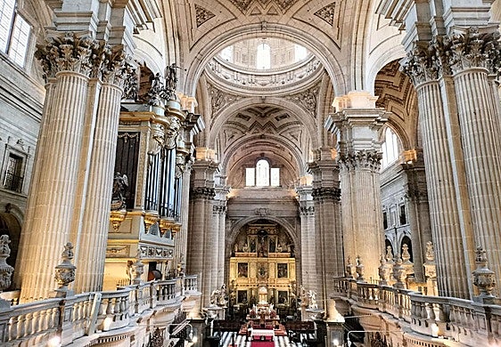 Catedral de la Asunción de la Virgen de Jaén, en la plaza de Santa María.