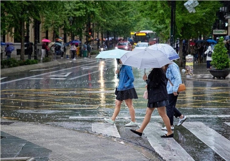 Alerta naranja por tormentas y calor en Andalucía y otras cuatro comunidades