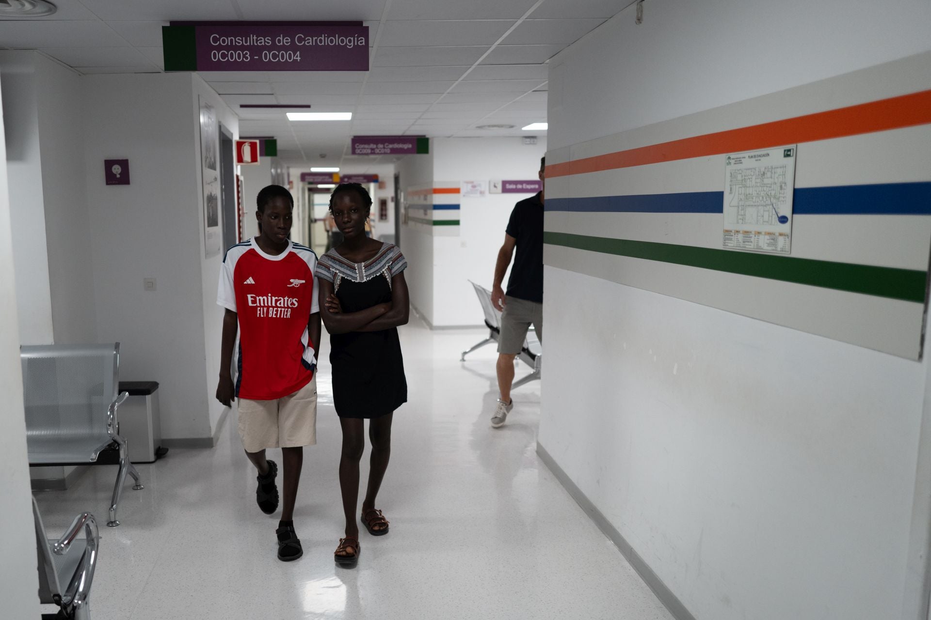 Imagen principal - Solagne y Sambel entre revisiones en el hospital.