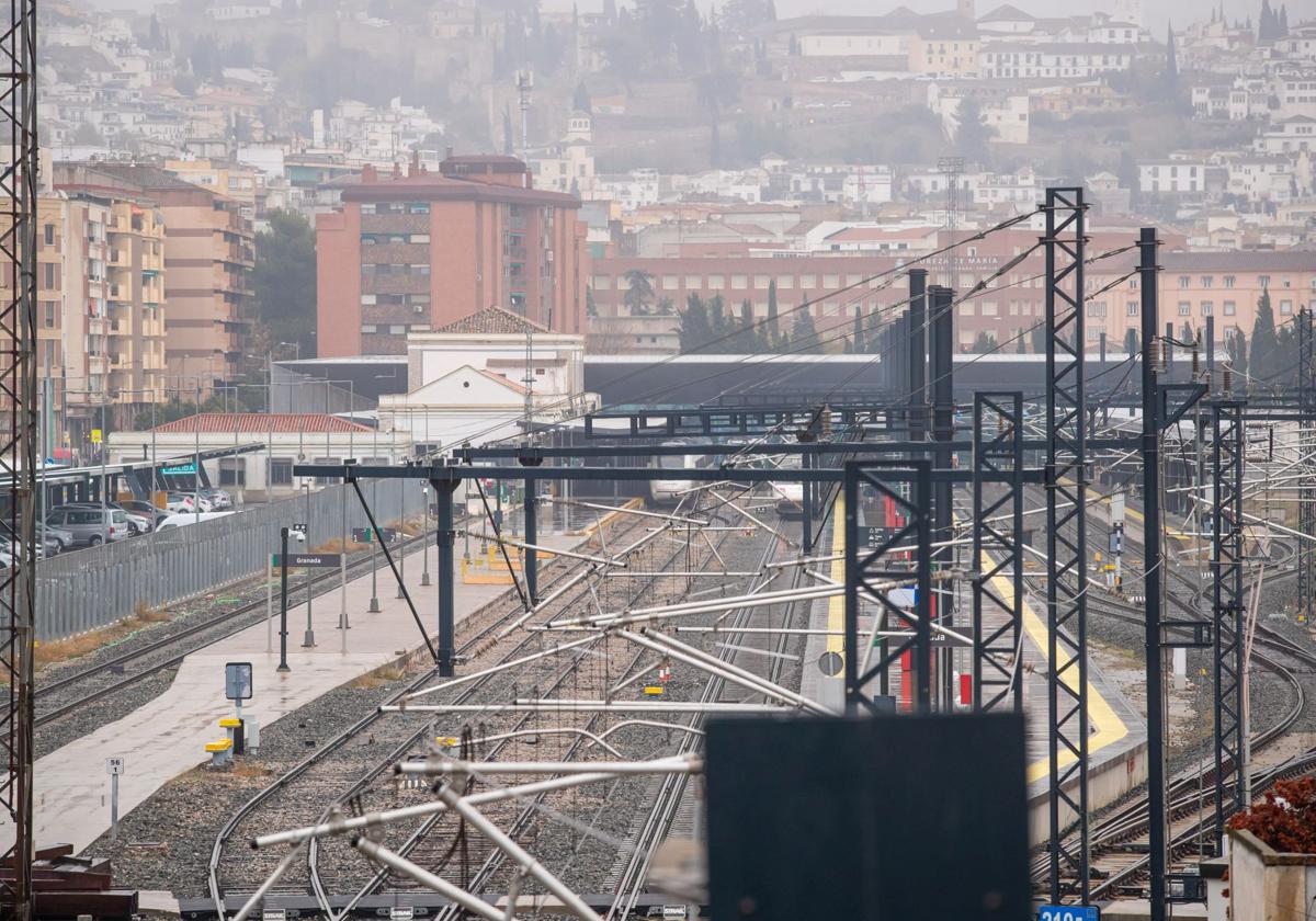 Una avería técnica en Granada paraliza el tren de Sevilla y atrasa la salida del AVE a Madrid