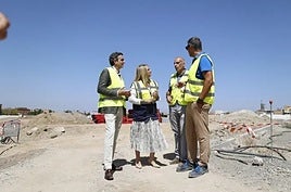 La alcaldesa de Granada, Marifrán Carazo, ha visitado la zona de Mondragones