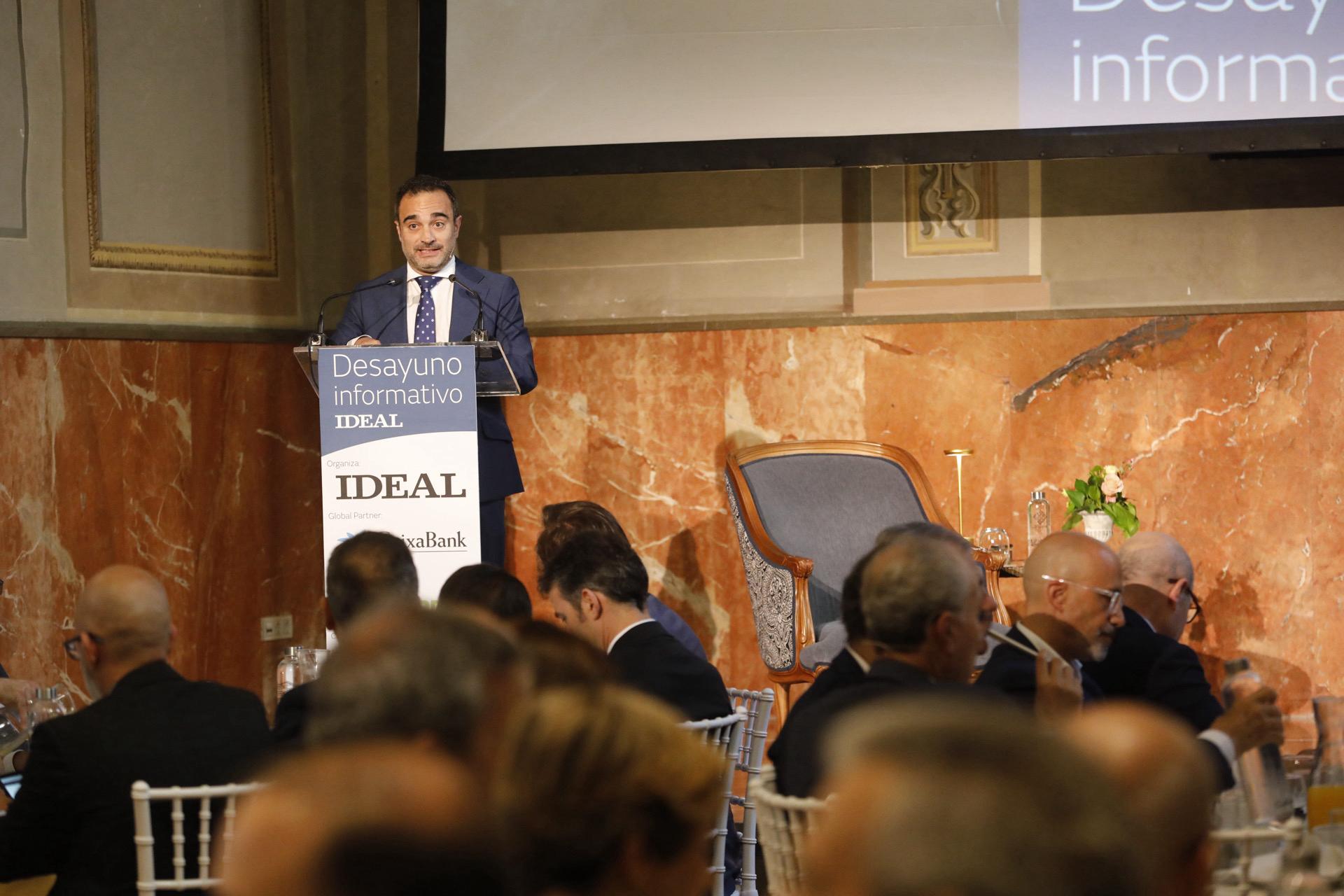 Las imágenes del desayuno con líderes en Granada