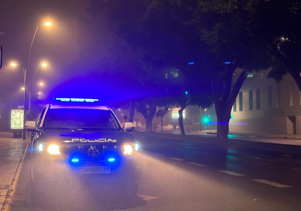 Alerta en Almería por el timo de los falsos mecánicos que estafan a conductores en plena calle