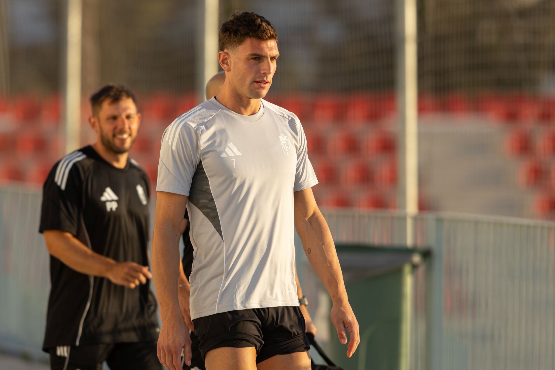 El primer entrenamiento de la pretemporada del Granada, en imágenes