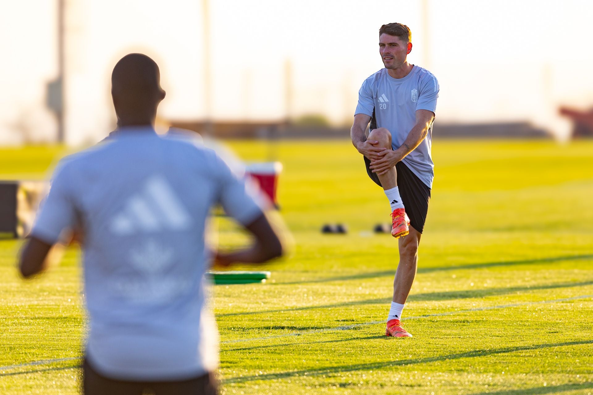 El primer entrenamiento de la pretemporada del Granada, en imágenes