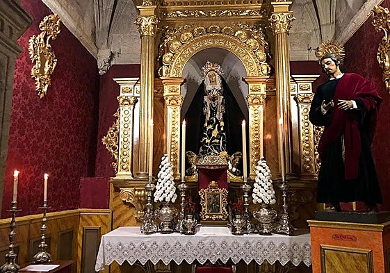 Gómez Cantero cambia los curas de parroquias históricas como Santiago