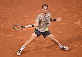 Roberto Carballés empieza con triunfo en Gstaad