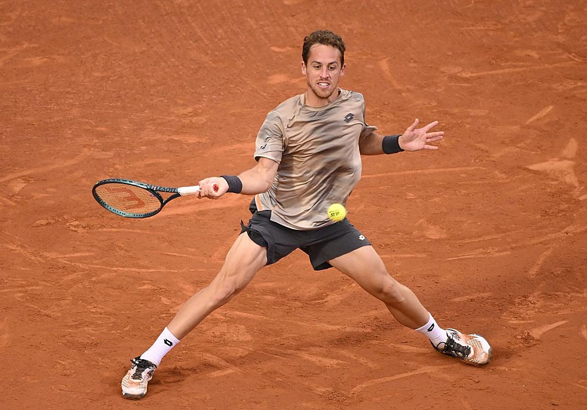 Roberto Carballés empieza con triunfo en Gstaad