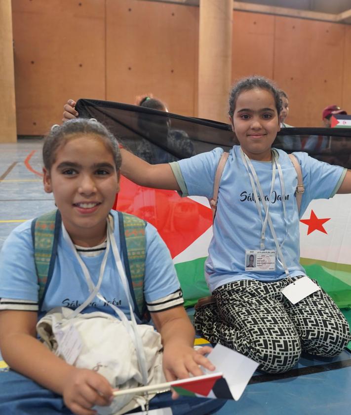 Imagen secundaria 2 - La acogida a menores saharauis, una «declaración política llena de rebeldía»