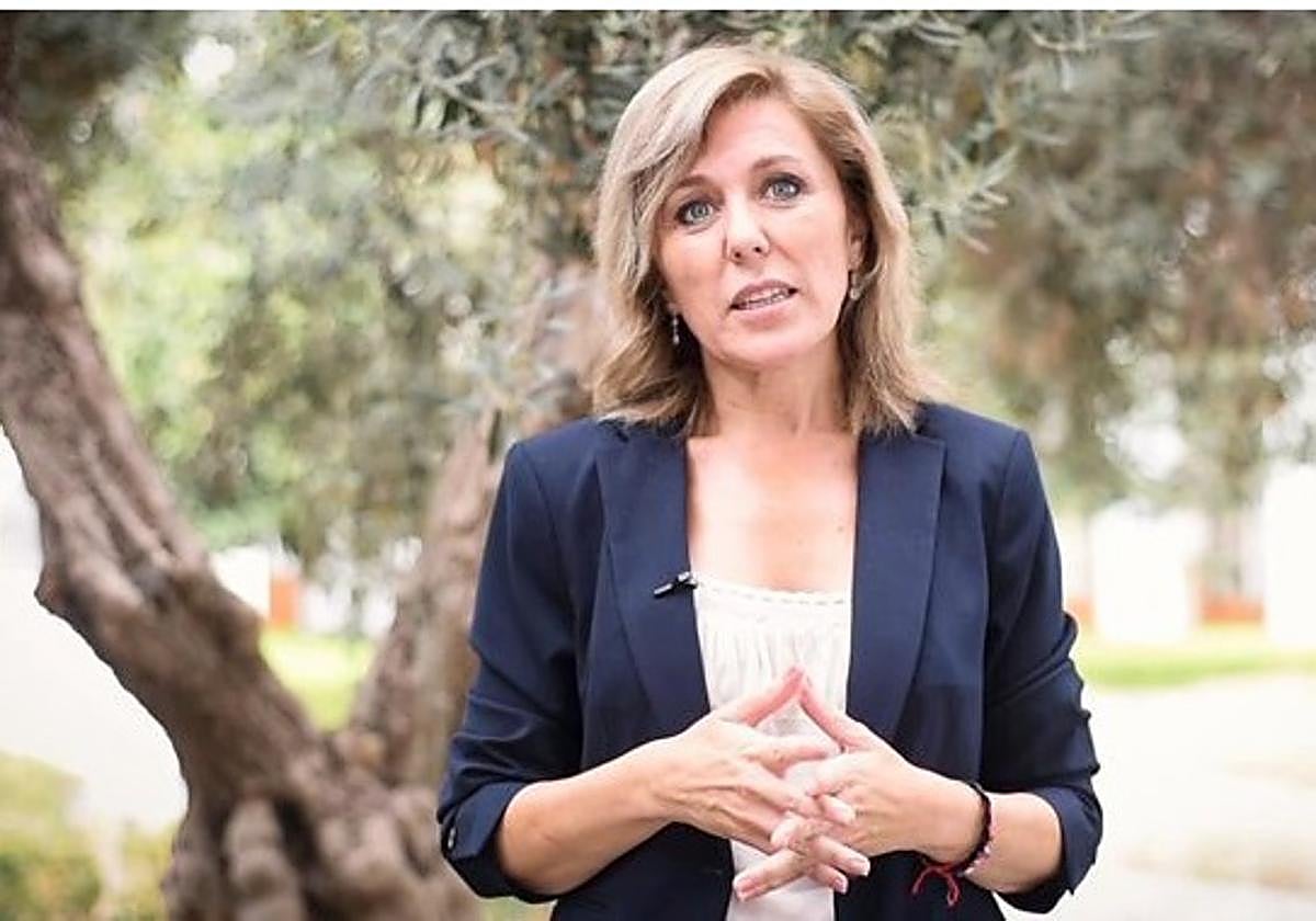 La portavoz del PSOE-A en la Comisión de Agricultura, Pesca, Agua y Desarrollo Rural en el Parlamento de Andalucía, la cordobesa Ana Romero.