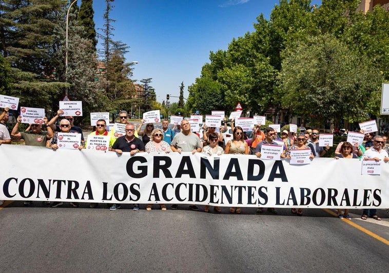 Los sindicatos de Granada piden prisión para los responsables de las muertes de los obreros de Huétor Tájar