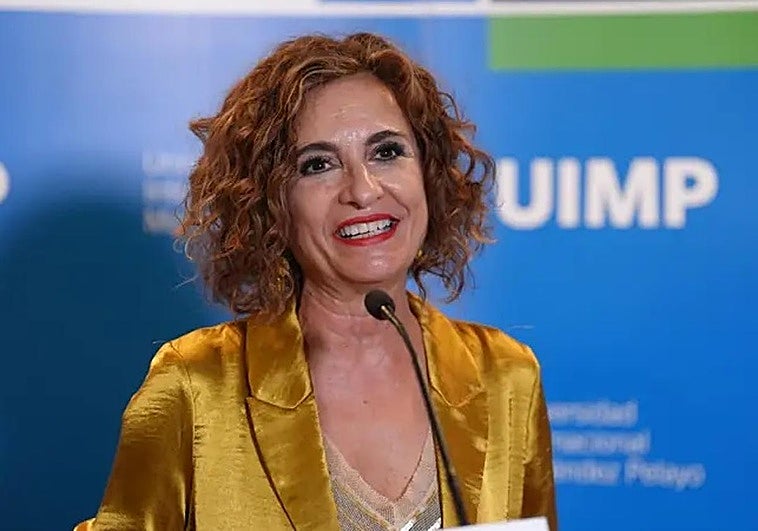 La vicepresidenta primera del Gobierno y ministra de Hacienda, María Jesús Montero.