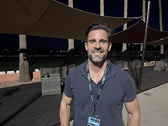 «Hay que hacer todavía muchos fichajes»