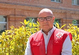 Jerónimo Vera con el uniforme de Cruz Roja.