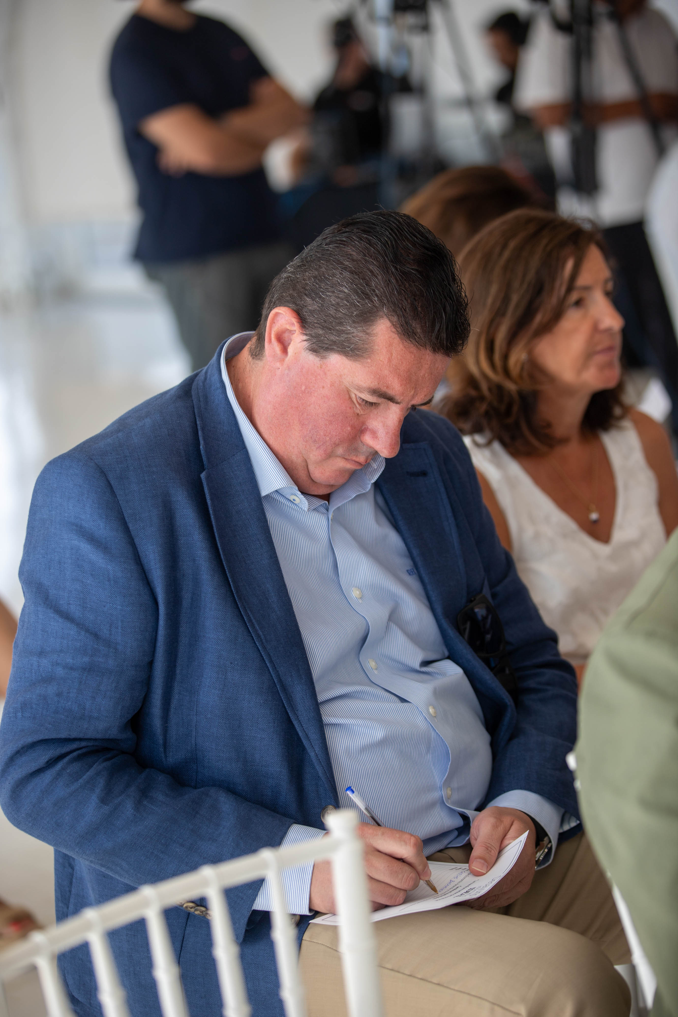 Las imágenes del desayuno informativo con la consejera Carolina España