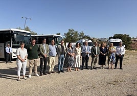 Presentación de los nuevos buses para el Consorcio con la consejera de Fomento, Rocío Díaz.
