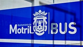 Continúa en funcionamiento el servicio de autobús nocturno entre Motril y la playa durante el verano