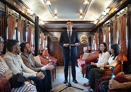El director de trenes turísticos de Renfe, Gonzalo Pastor, presenta el nuevo itinerario del tren Al Ándalus este lunes en Madrid.