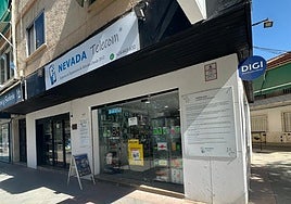 Nevada telecom, tienda en la Carretera de Málaga, Chana