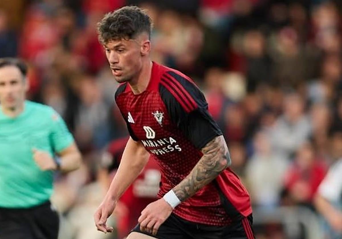 Adri Butzke, durante un partido con el Mirandés.