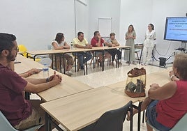 Torrecárdenas pone en marcha el proyecto de educación sanitaria 'Mi vida con 'miastenia gravis'