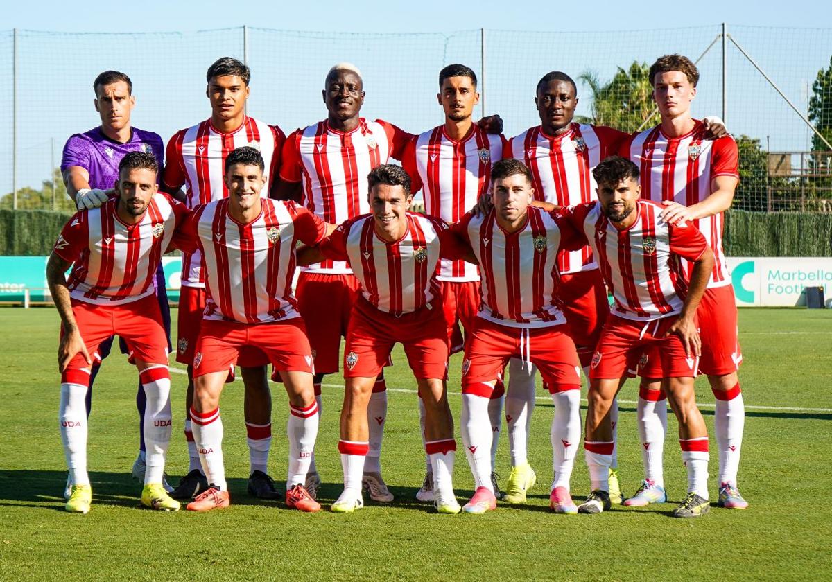 Once inicial de la UD Almería contra el Málaga en el amistoso