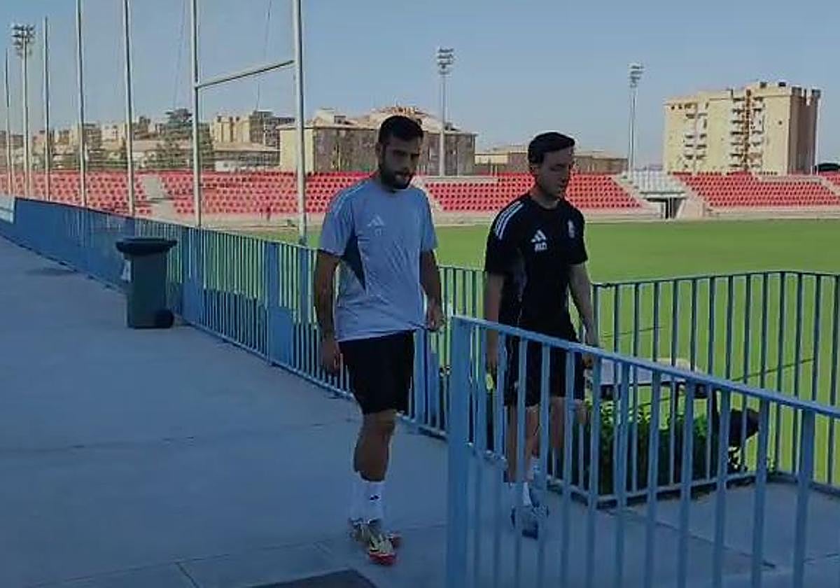 José Arnaiz, junto al readaptador Manu Dimas en la sesión de este lunes.