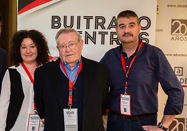 Juan de Dios, Dionisio y María José Extremera.