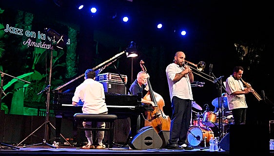 Jazz en la Costa concluyó con 'lleno completo'